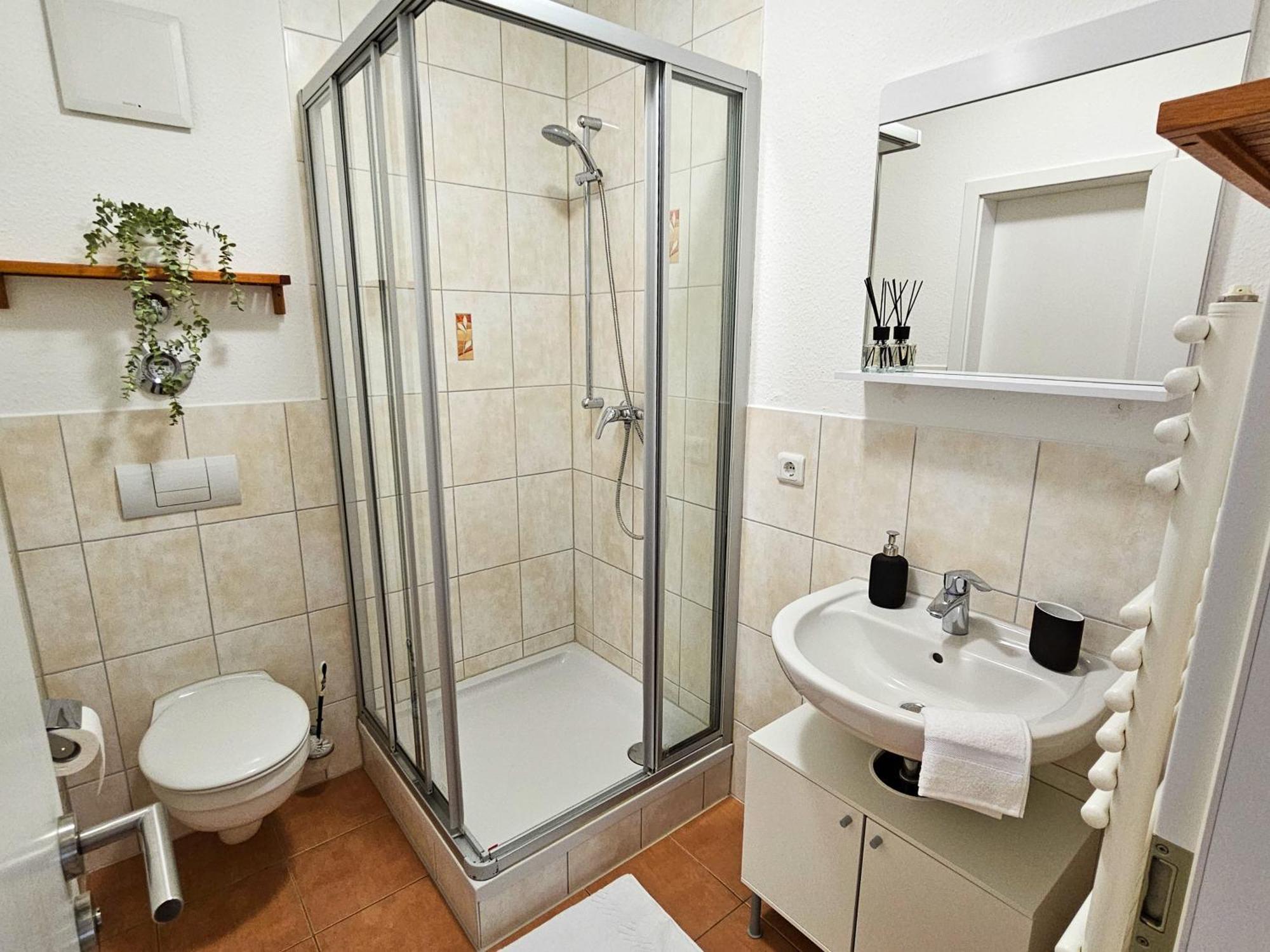 Micasa Rooms - Altstadt Zentral - Zwischen Anger Und Kraemerbruecke - Wlan - Familienfreundlich エアフルト エクステリア 写真