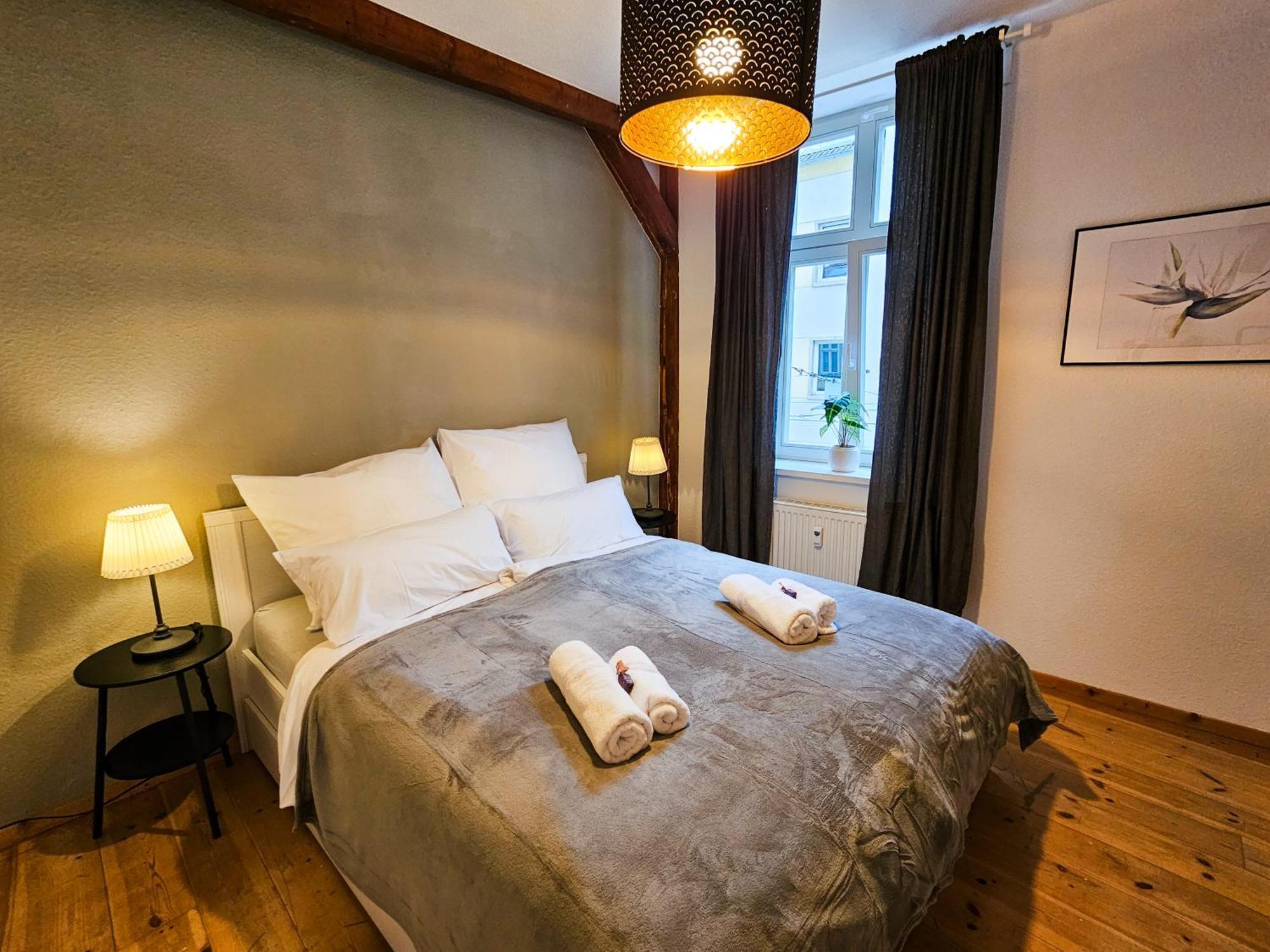 Micasa Rooms - Altstadt Zentral - Zwischen Anger Und Kraemerbruecke - Wlan - Familienfreundlich エアフルト エクステリア 写真